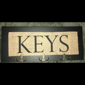 Key holder wall mount